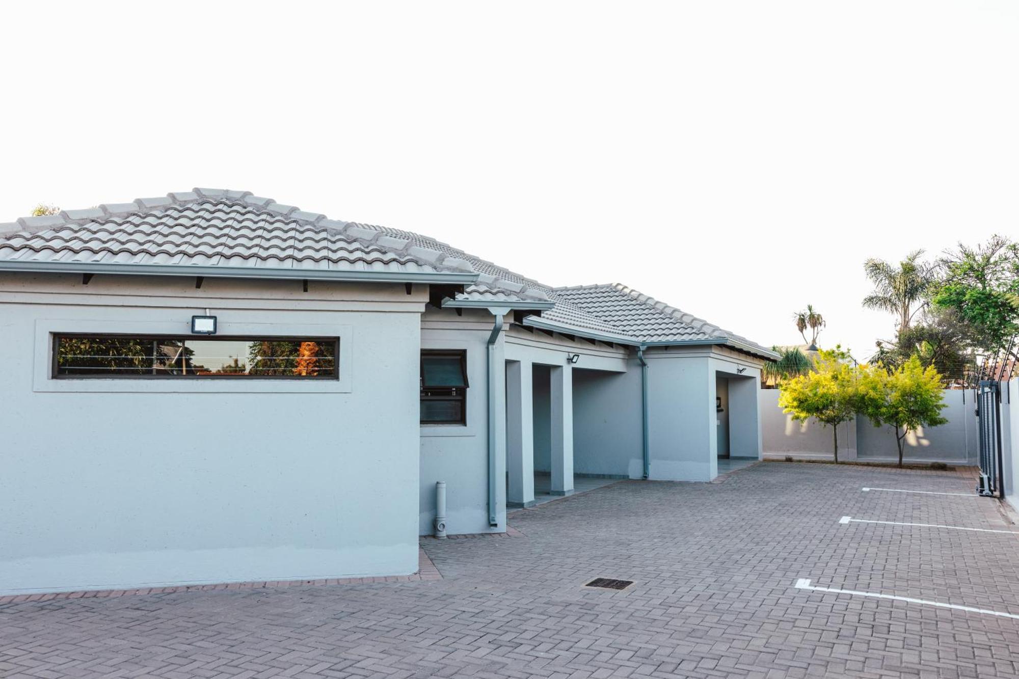 La Grace Hotell Kempton Park Exteriör bild