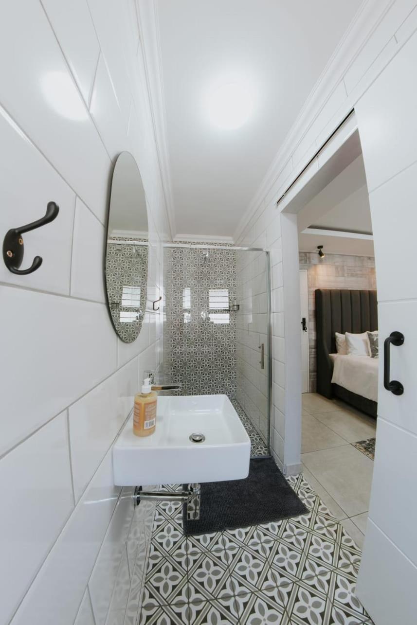 La Grace Hotell Kempton Park Exteriör bild