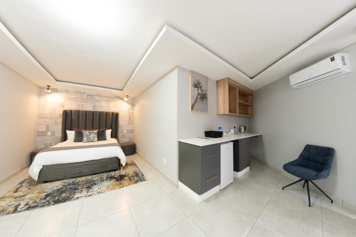 La Grace Hotell Kempton Park Exteriör bild
